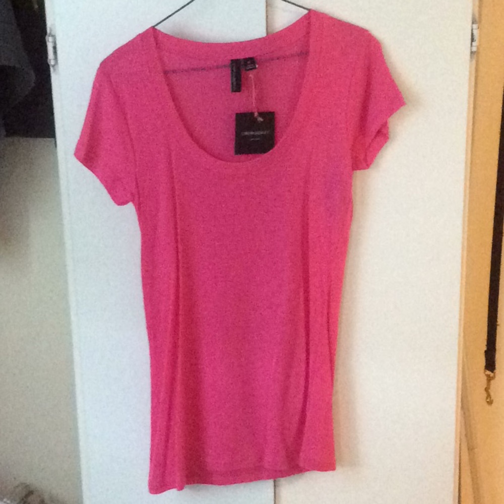 Round neck top